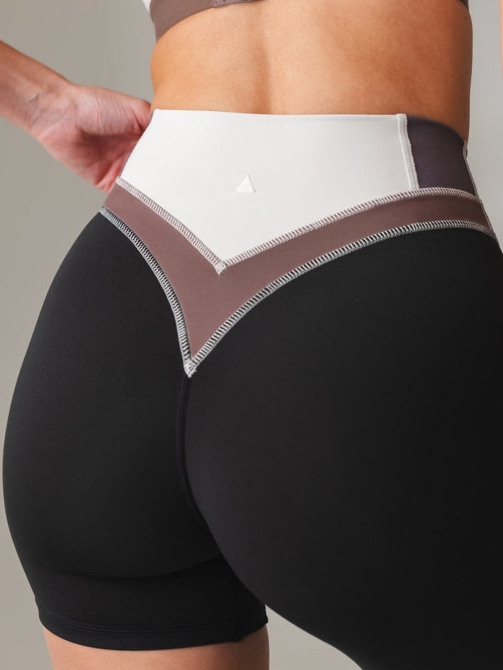 Vitality Pulse Hue Volley Short Moonstone Small